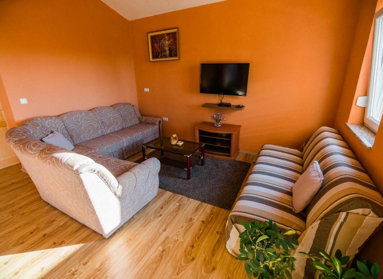 Apartments Villa Kristina Supetarska Draga Εξωτερικό φωτογραφία